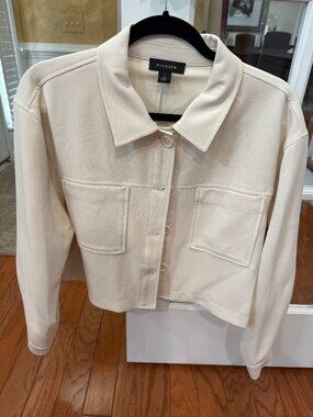 Halogen - Cropped Jacket - button down with button cuffs - L